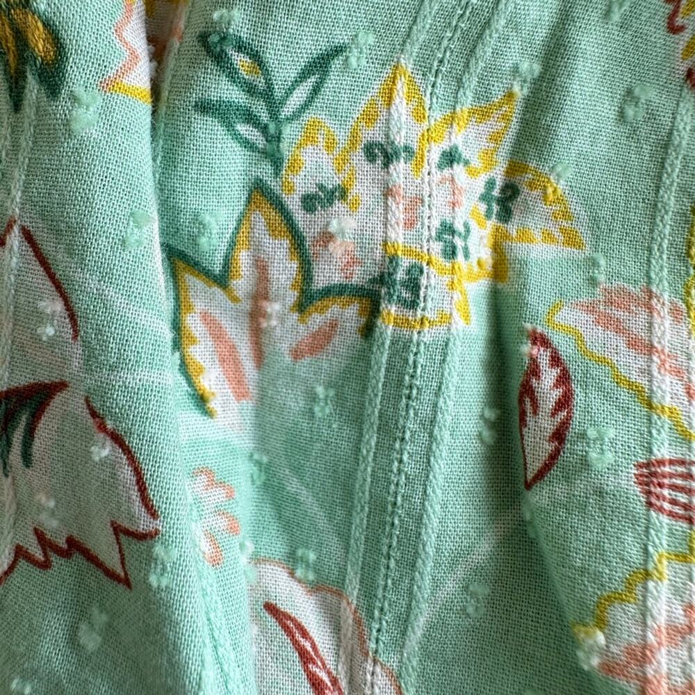 Torrid Top Women Plus 4X Blouse Cottage Boho Floral Summer Office Regency Green - Picture 12 of 12